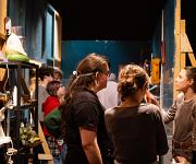 Visite du décor avec Morgane Le Doze, cheffe décoratrice